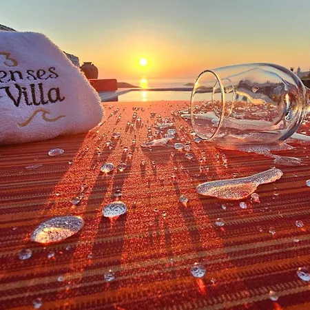 3 Senses Villa *