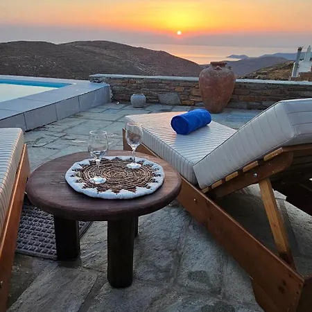 3 Senses Villa *